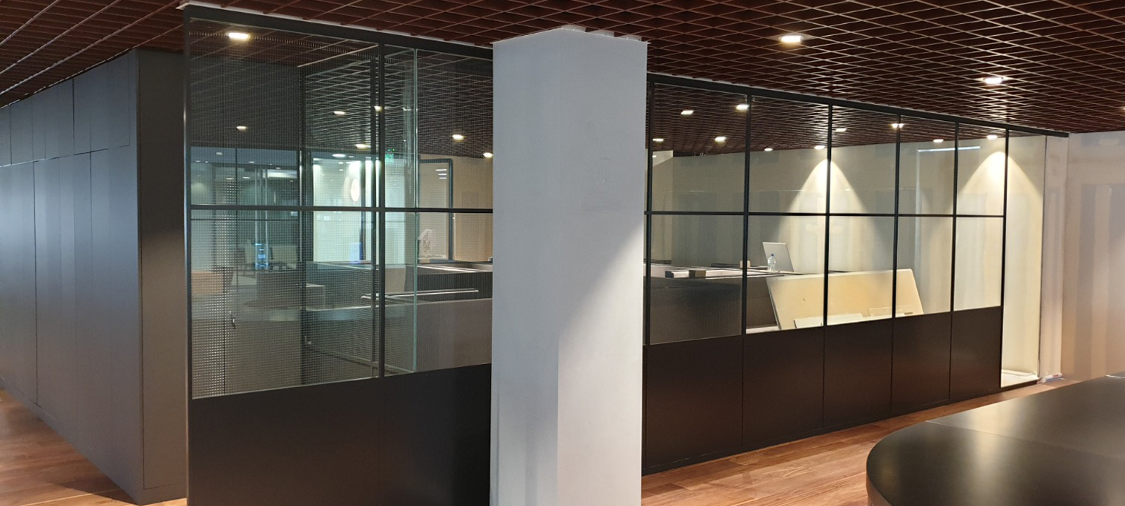 IPS glass office partitions