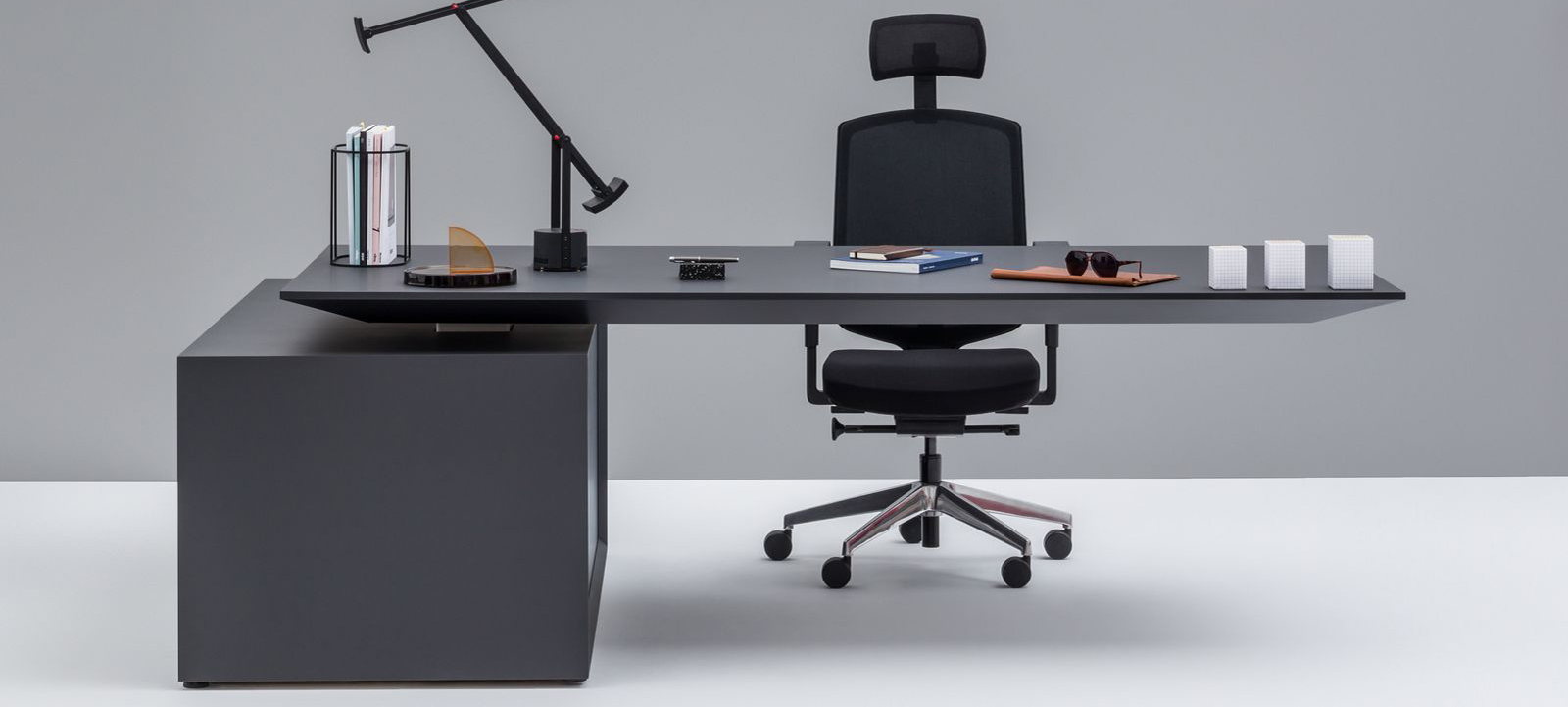 Gravity Executive Office Desk